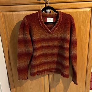Natural reflections sweater Medium